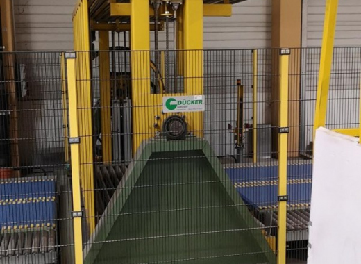 15547DueckerWender-2